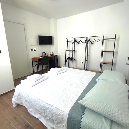 Hotel Residenza Sciarra San Benedetto del Tronto Esterno foto